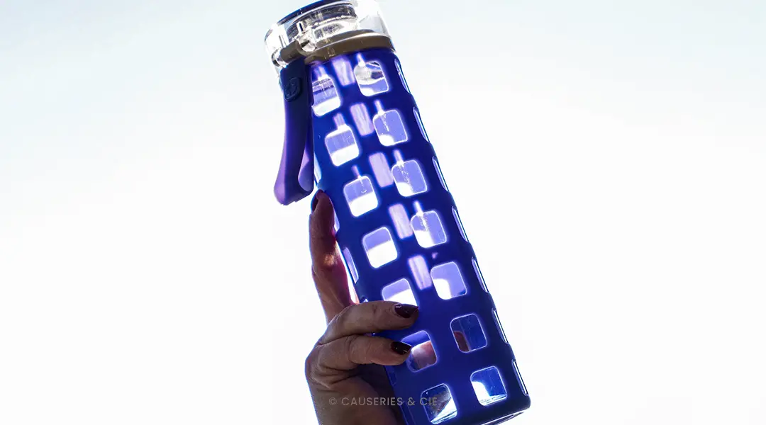Image de la bouteille d'eau en verre Syndicate d'Ello